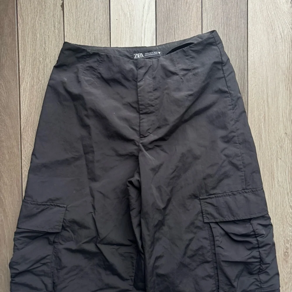 Zara Women’s Cargo Baggy Wide Legs | Size: Xtra Small | Good Condition - Picture 2 of 6